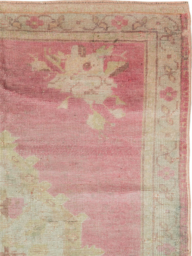 Antique Turkish Oushak Rug, No.16285 - Staging
