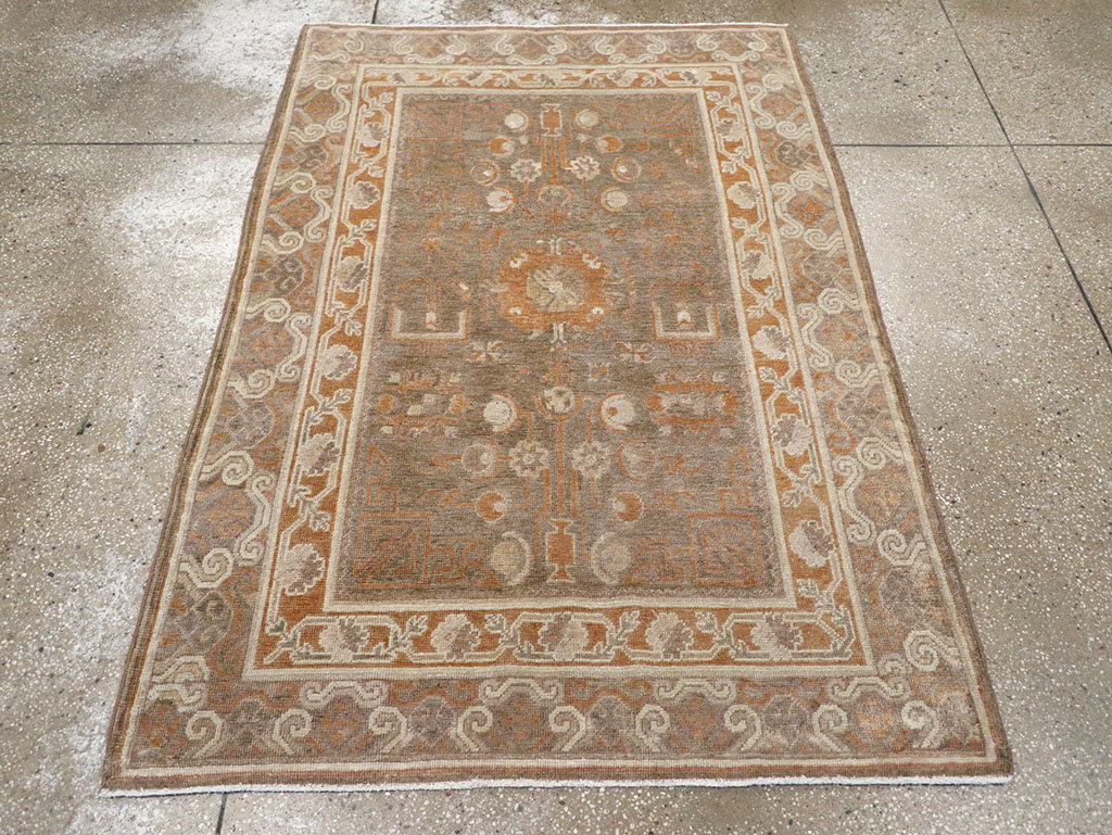 Vintage East Turkestan Khotan Rug, No.16293 - Staging