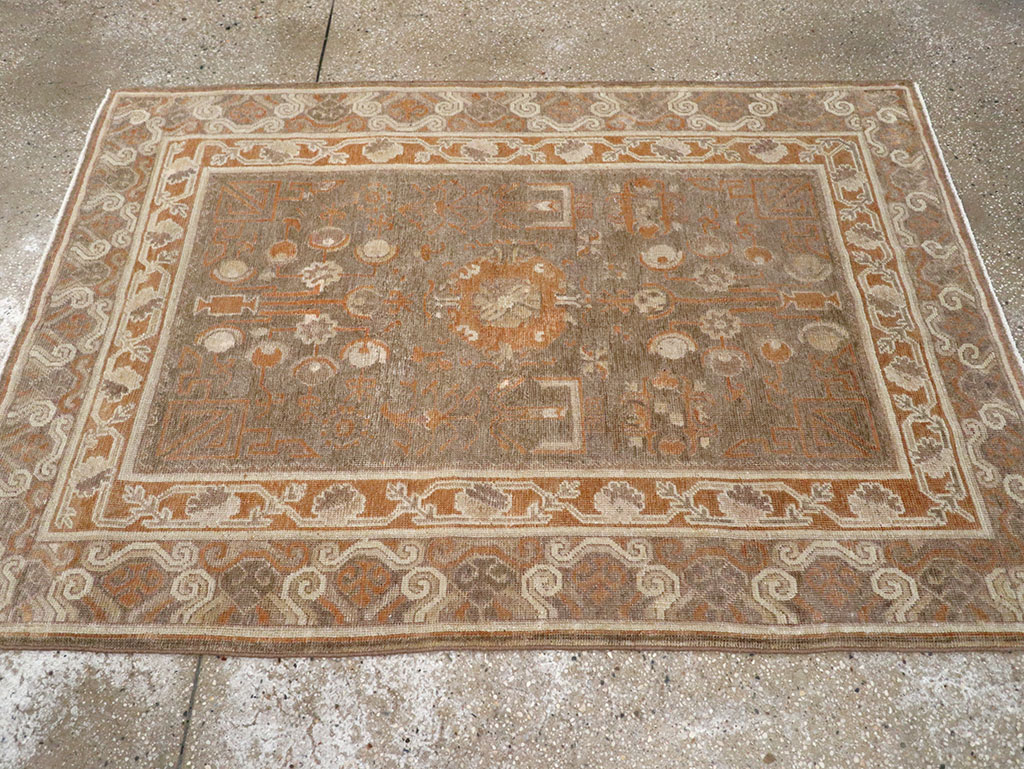 Vintage East Turkestan Khotan Rug, No.16293 - Staging