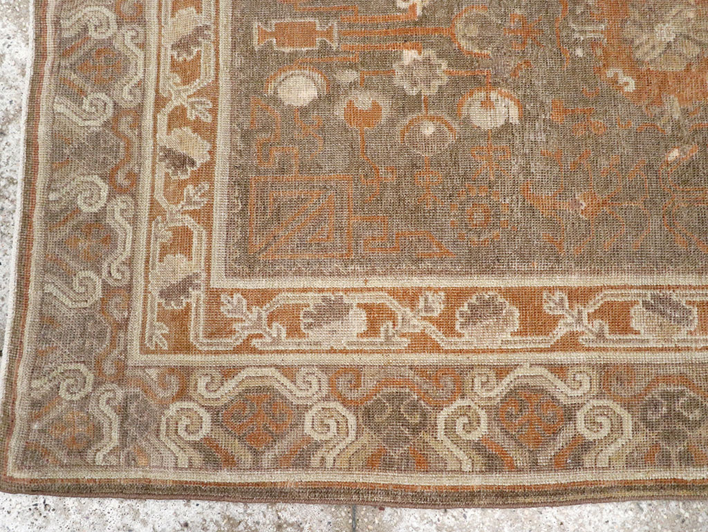 Vintage East Turkestan Khotan Rug, No.16293 - Staging