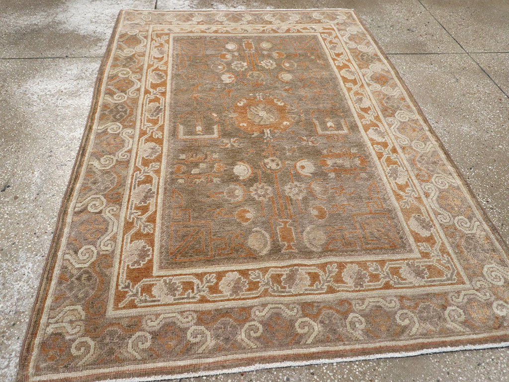Vintage East Turkestan Khotan Rug, No.16293 - Staging
