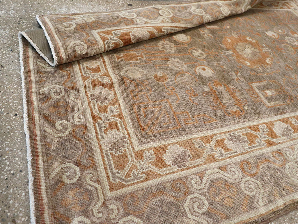 Vintage East Turkestan Khotan Rug, No.16293 - Staging