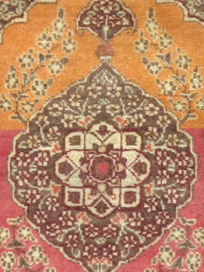 Antique Persian Tabriz Rug, No.16297 - Staging