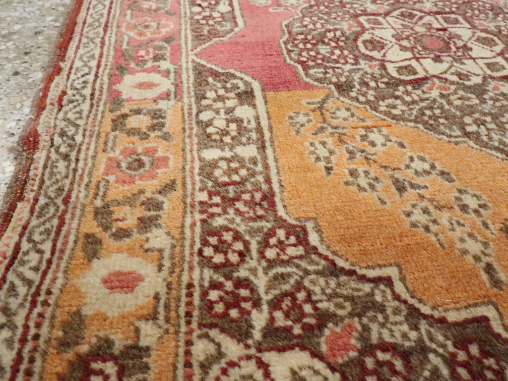 Antique Persian Tabriz Rug, No.16297 - Staging
