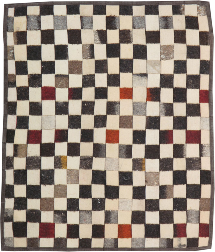 Vintage Turkish Felt Rug, No.16408 - Staging