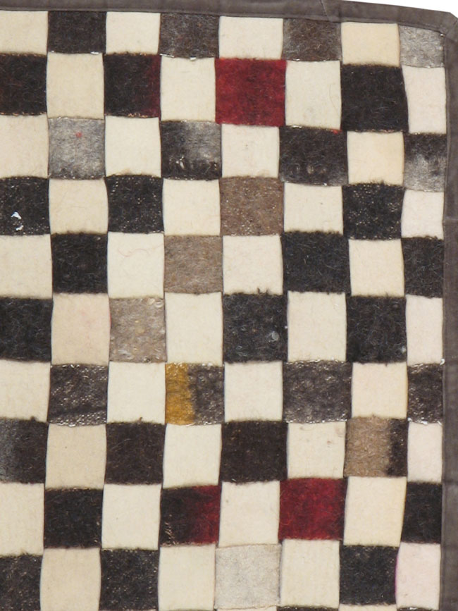 Vintage Turkish Felt Rug, No.16408 - Staging