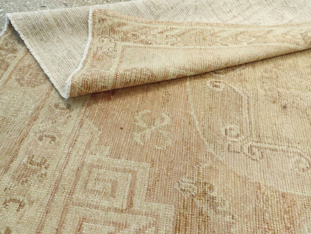 Vintage East Turkestan Khotan Rug, No.16438 - Staging