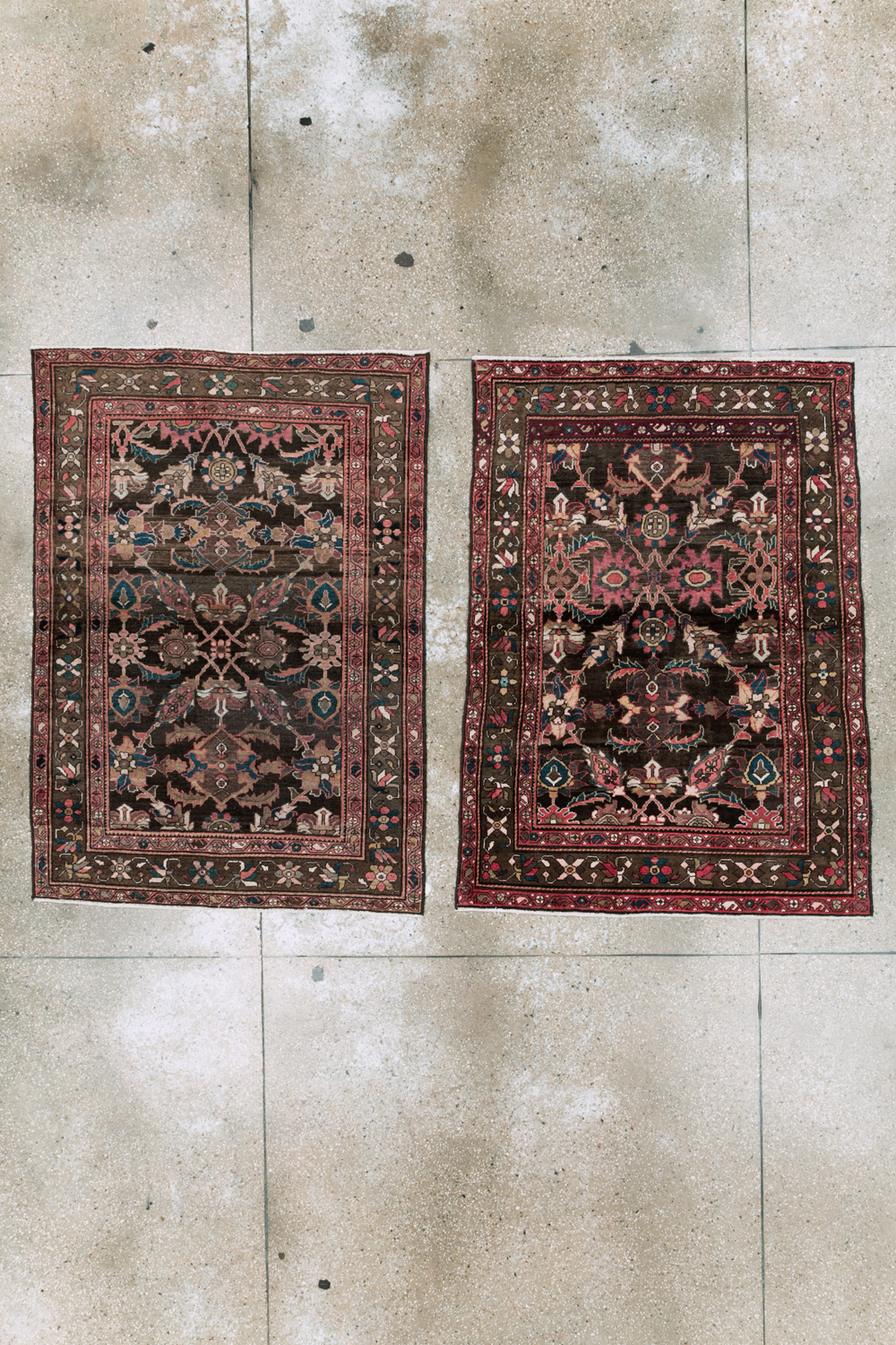 Antique Persian Bidjar Rug (Pair: 1 of 2), No.16465 - Staging