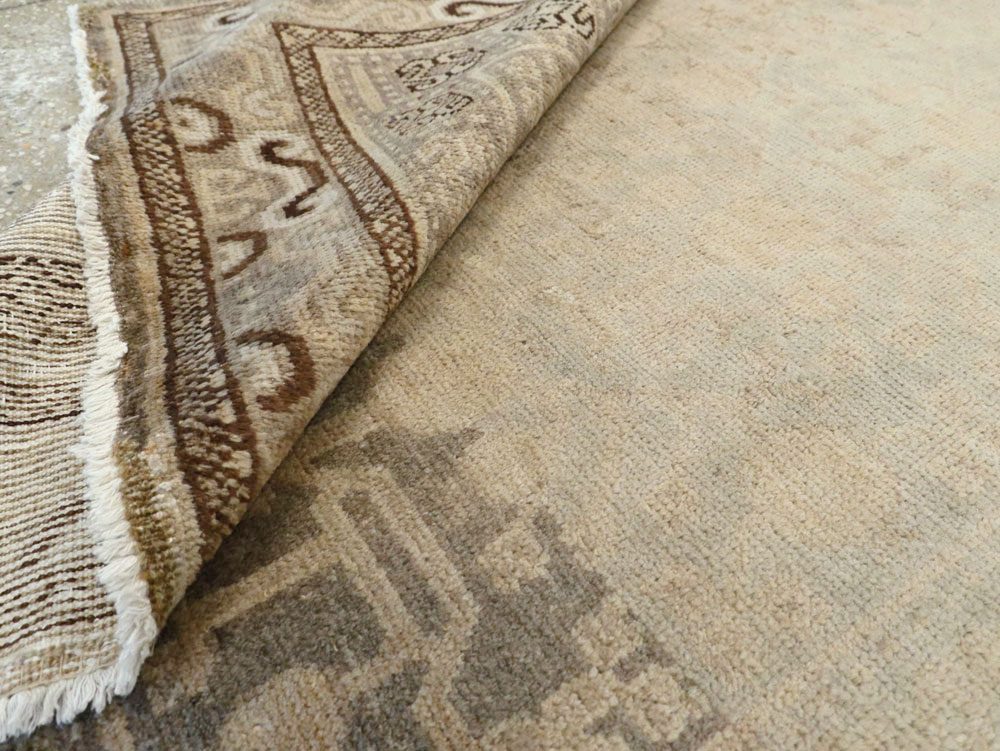 Antique East Turkestan Khotan Rug, No.16471 - Staging