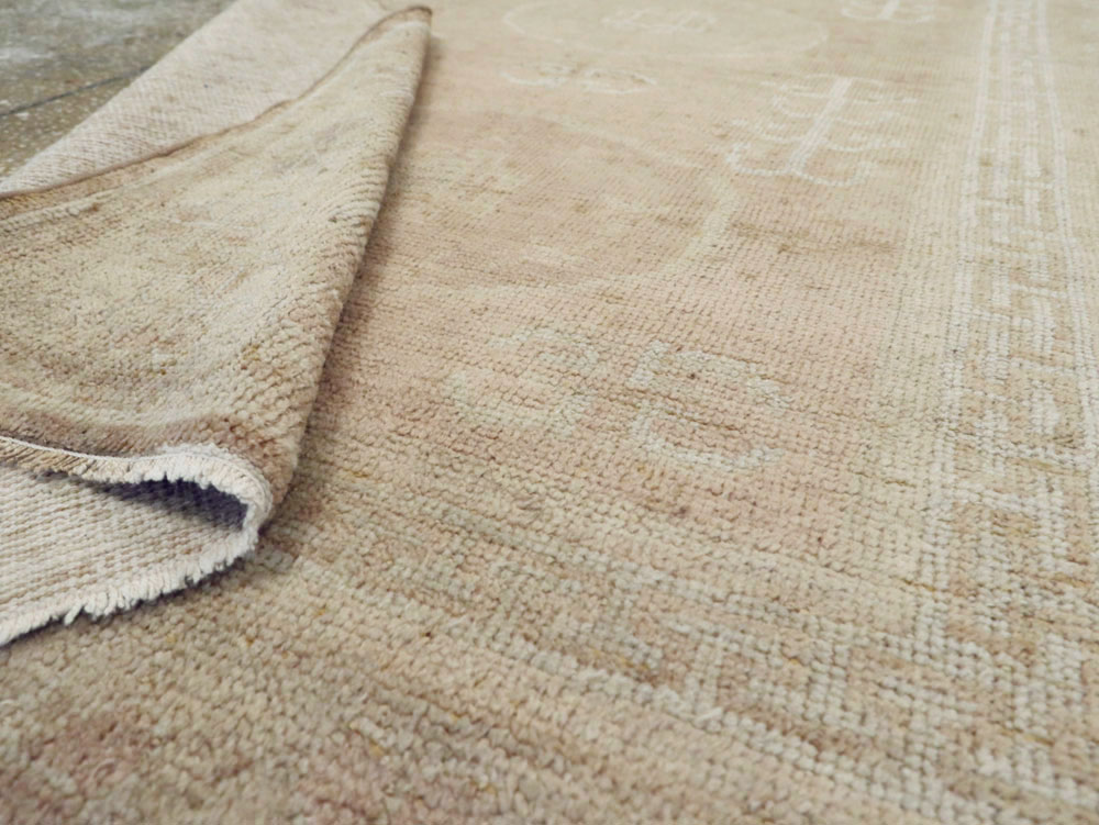 Antique East Turkestan Khotan Rug, No.16480 - Staging