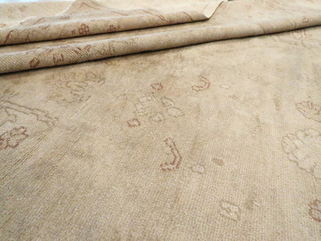 Antique Turkish Oushak Carpet, No.16494 - Staging