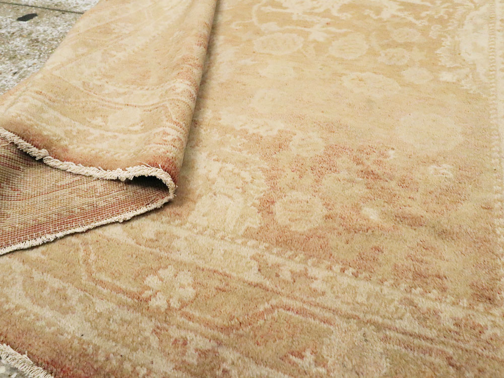 Antique Indian Agra Rug, No.16502 - Staging