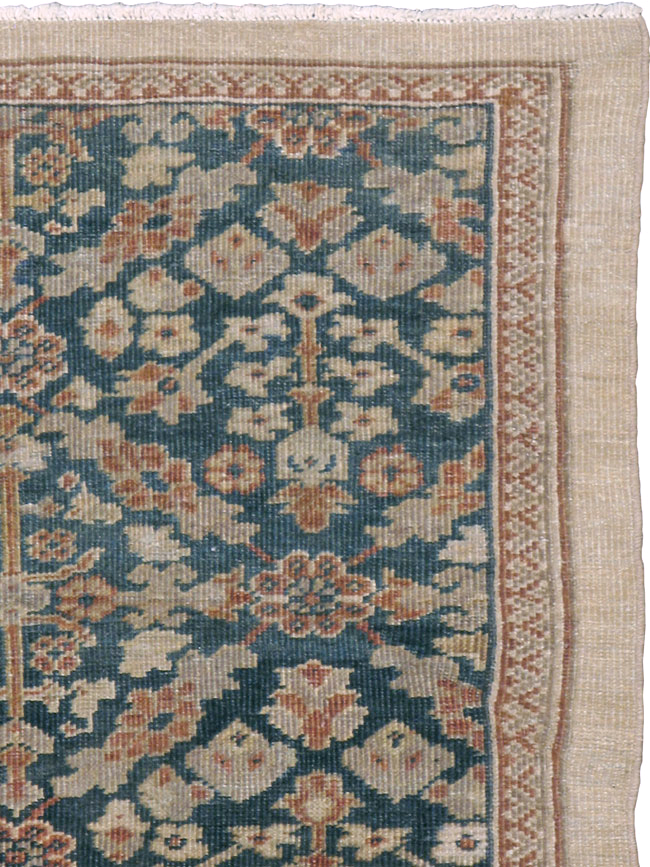 Antique Persian Mahal Rug, No.16512 - Staging