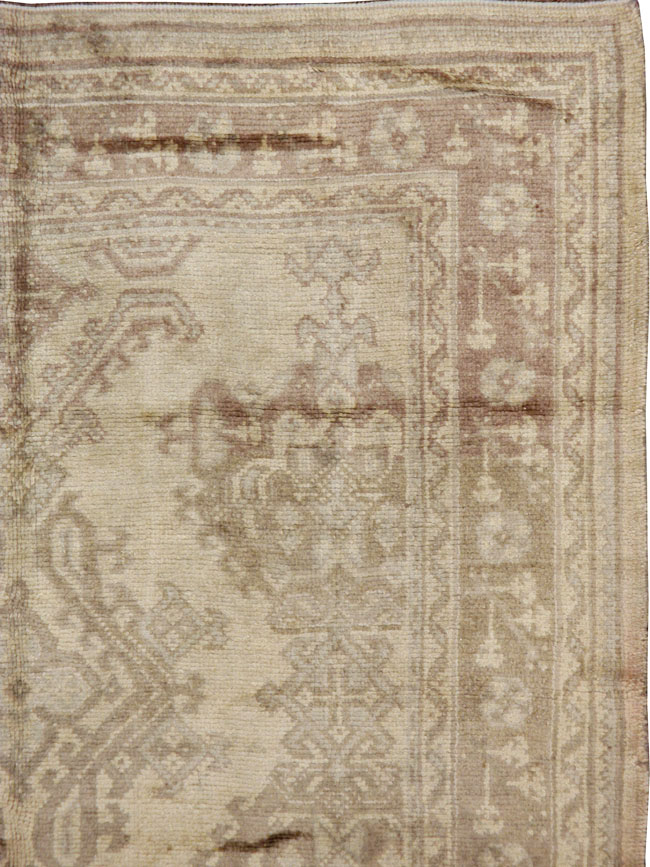 Antique Turkish Oushak Carpet, No.16519 - Staging
