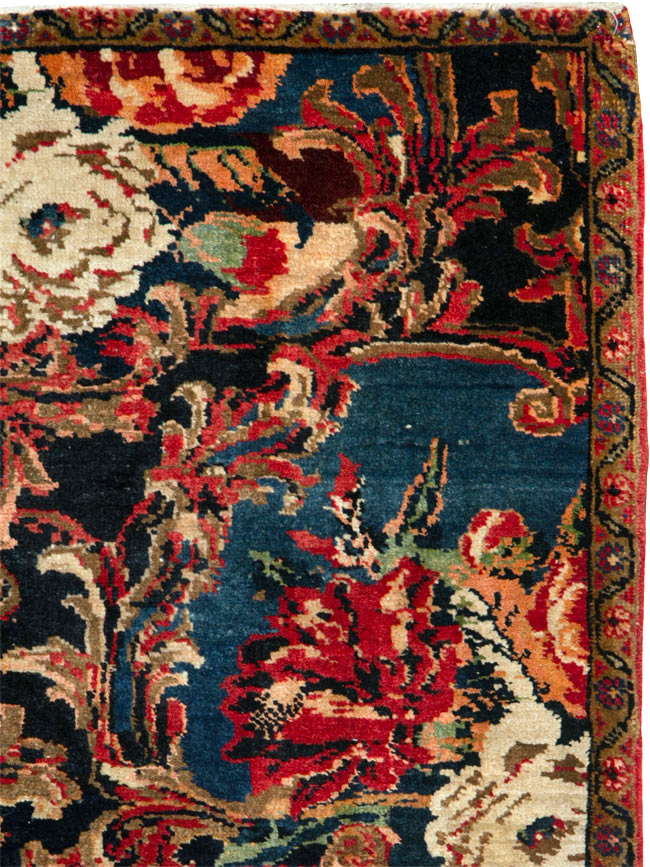Antique Persian Bidjar Rug, No.16546 - Staging