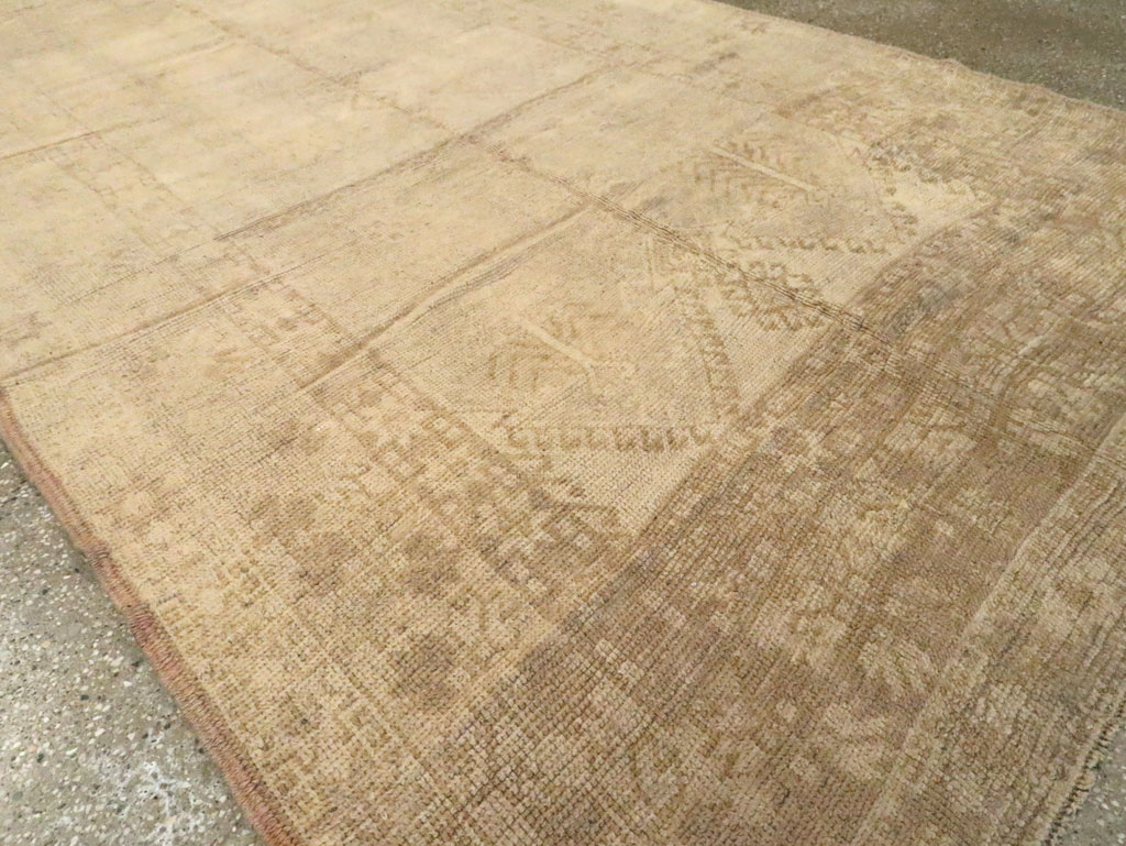 Antique Turkish Oushak Gallery Rug, No.16567 - Staging