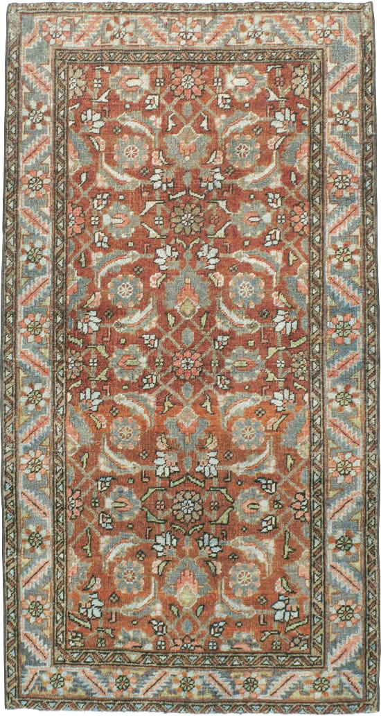 Antique Persian Heriz Rug, No.16626 - Staging