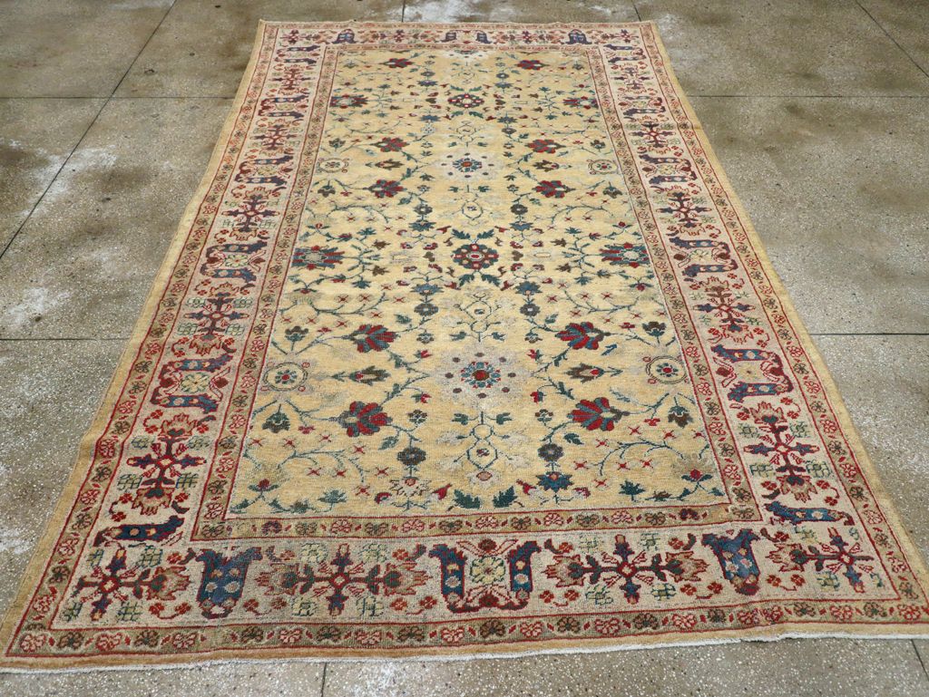Antique Persian Mahal Carpet, No.16640 - Staging