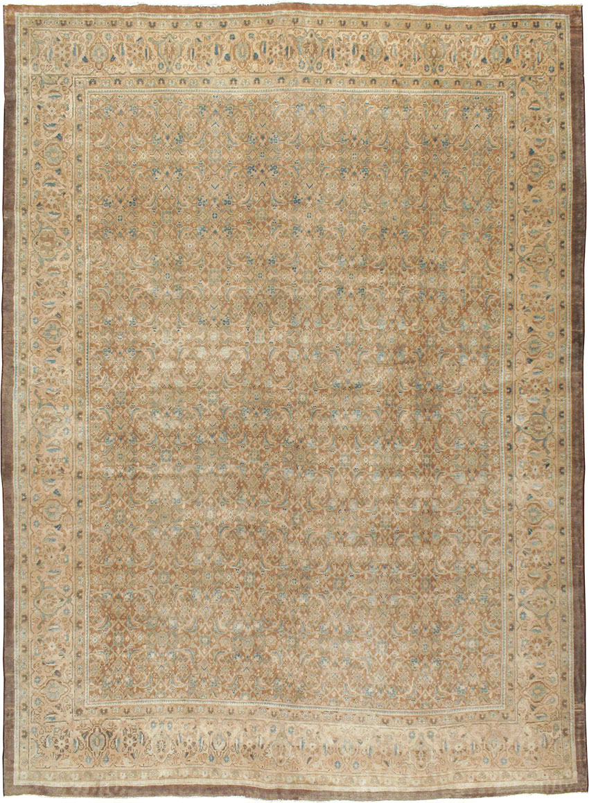 Vintage Persian Mahal Carpet, No.16661 - Staging