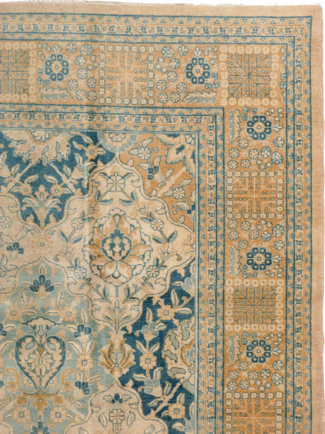 Antique Persian Tabriz Carpet, No.16670 - Staging