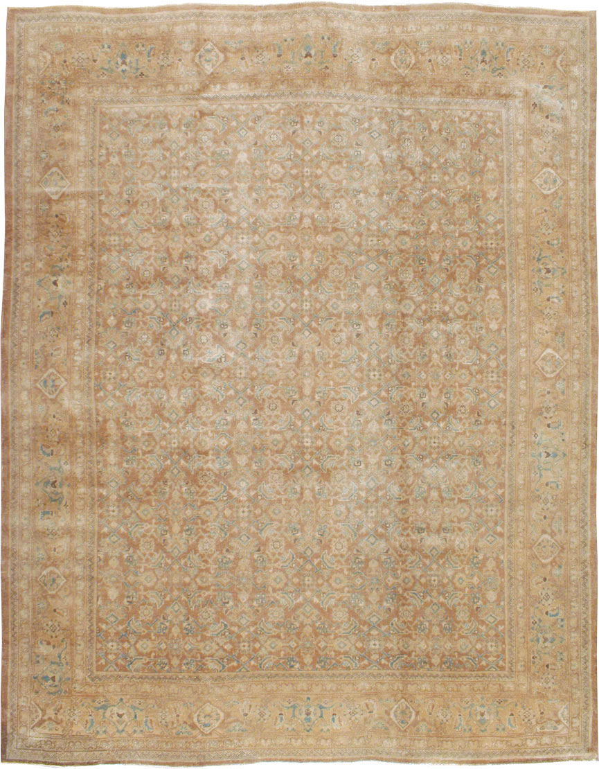 Vintage Persian Mahal Carpet, No.16681 - Staging
