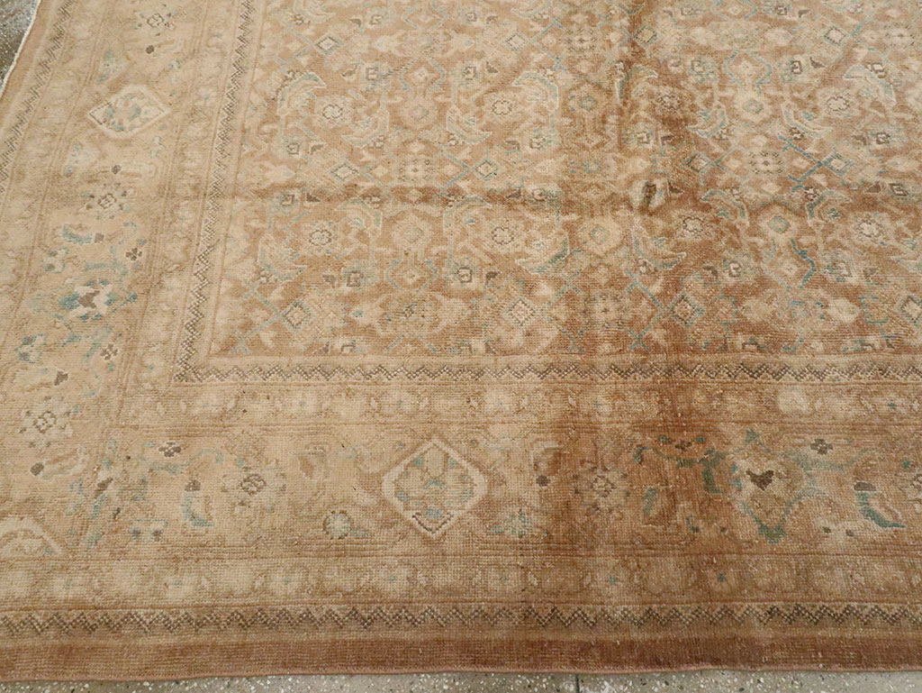 Vintage Persian Mahal Carpet, No.16681 - Staging