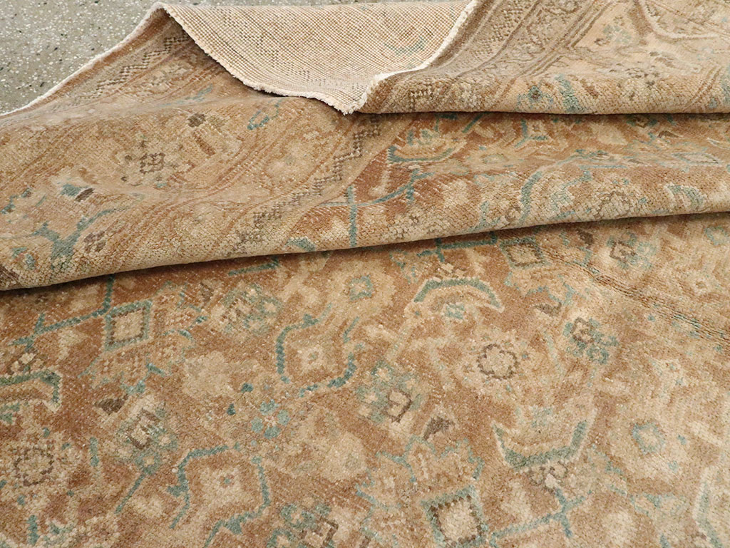 Vintage Persian Mahal Carpet, No.16681 - Staging