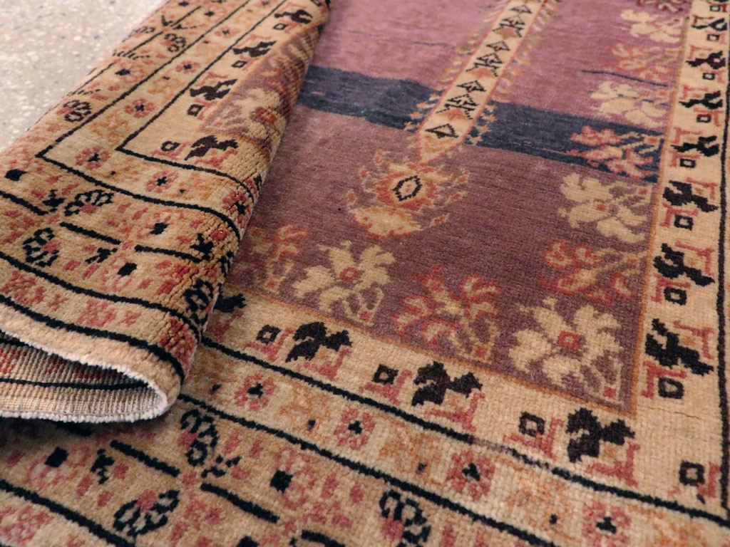 Antique Turkish Sivas Rug, No.16778 - Staging