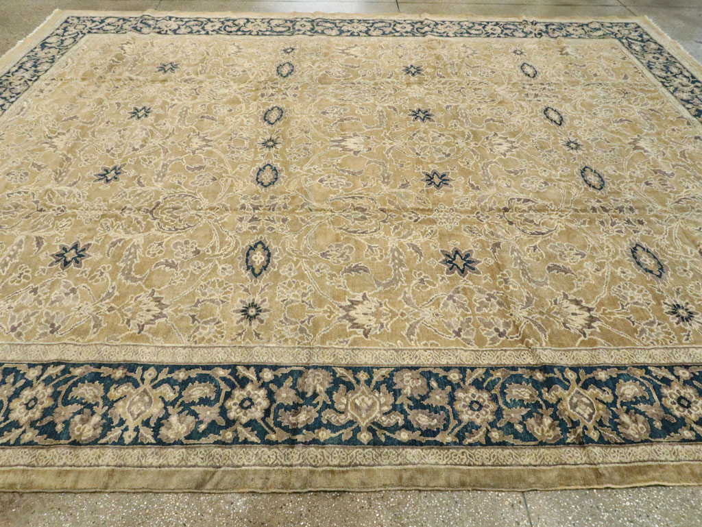 Antique Persian Mahal Carpet, No.16803 - Staging