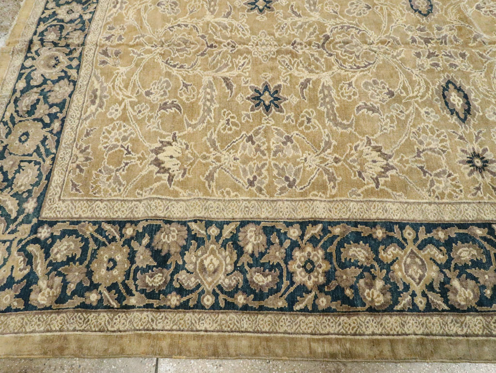 Antique Persian Mahal Carpet, No.16803 - Staging