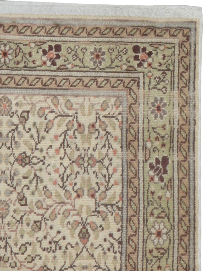 Vintage Turkish Sivas Rug, No.16812 - Staging