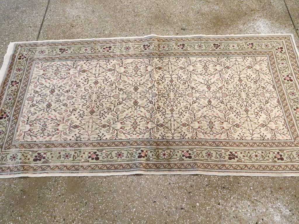 Vintage Turkish Sivas Rug, No.16812 - Staging