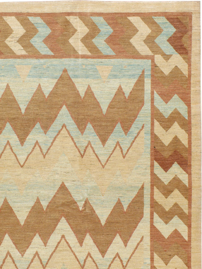 Modern Persian Tabriz Carpet, No.16858 - Staging