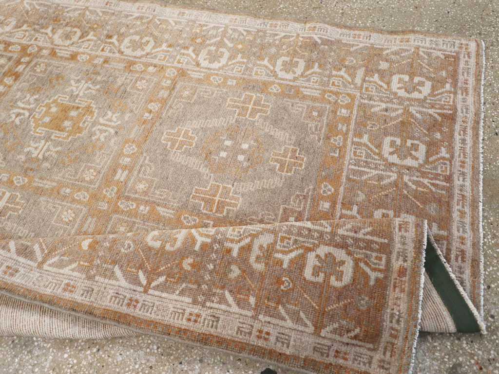 Vintage East Turkestan Khotan Rug, No.16897 - Staging