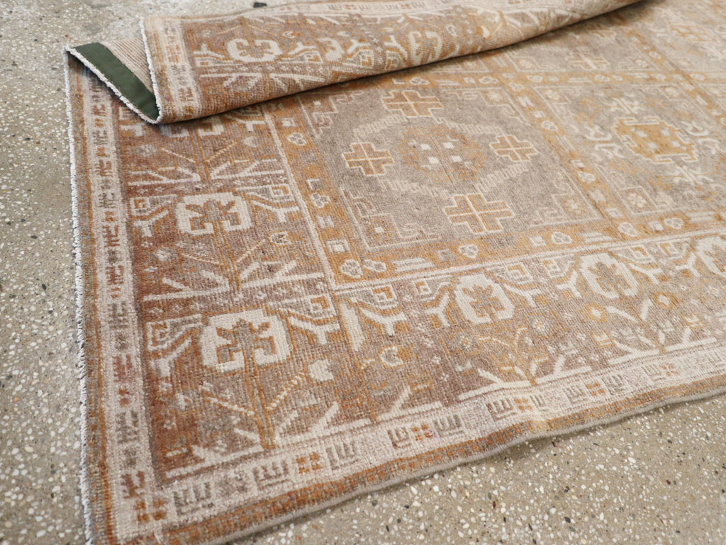 Vintage East Turkestan Khotan Rug, No.16897 - Staging