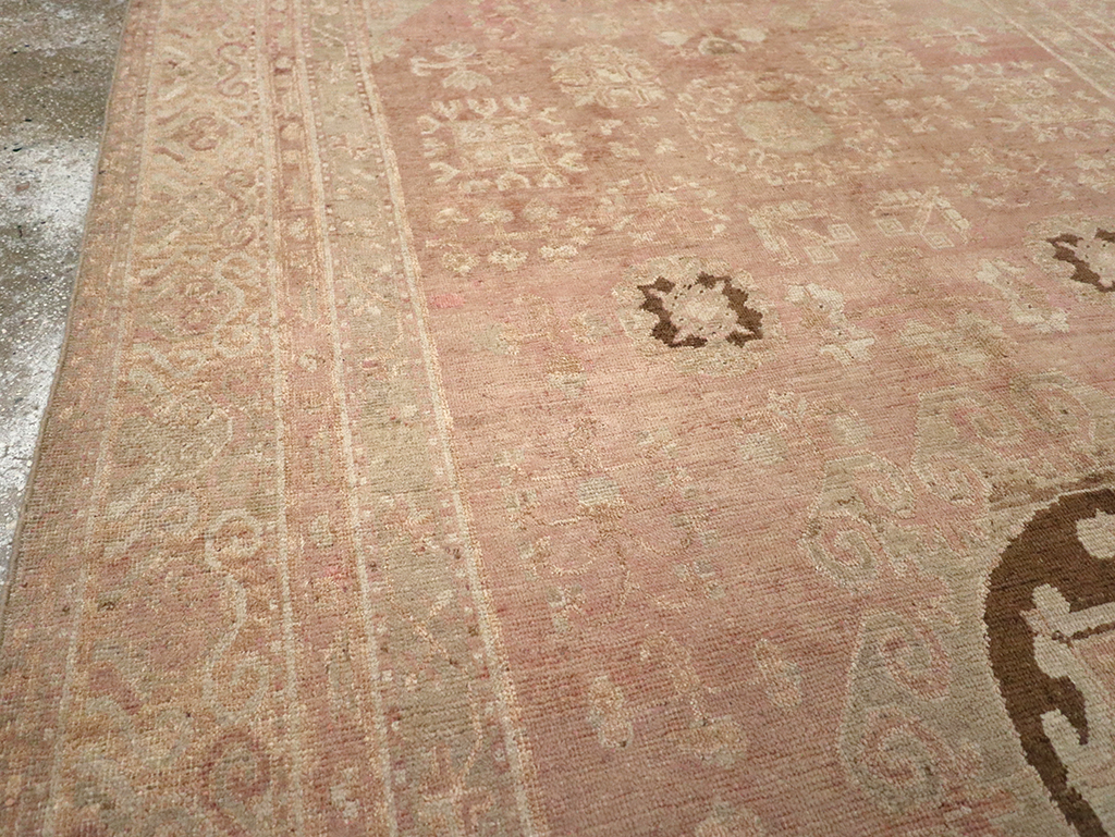 Vintage East Turkestan Khotan Carpet, No.16902 - Staging