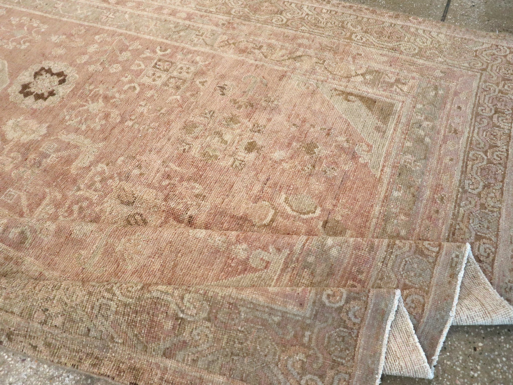 Vintage East Turkestan Khotan Carpet, No.16902 - Staging