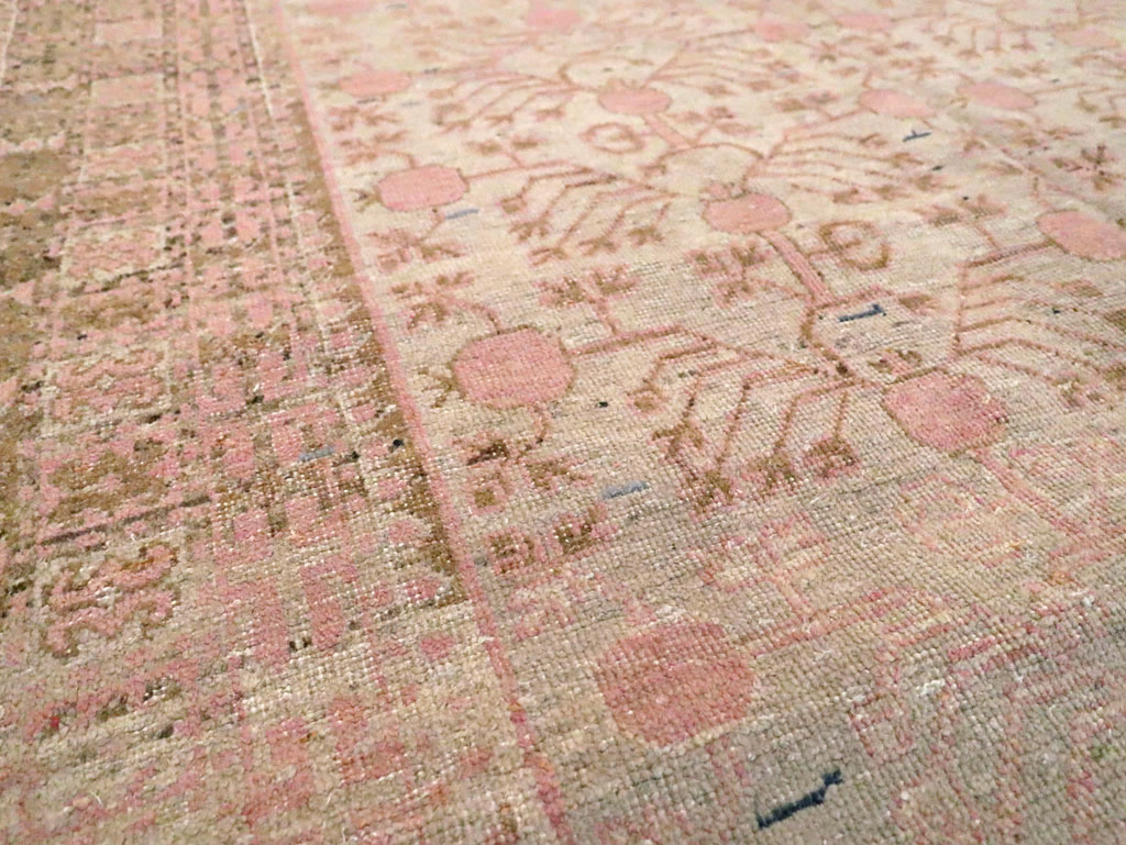 Vintage East Turkestan Khotan Carpet, No.16915 - Staging