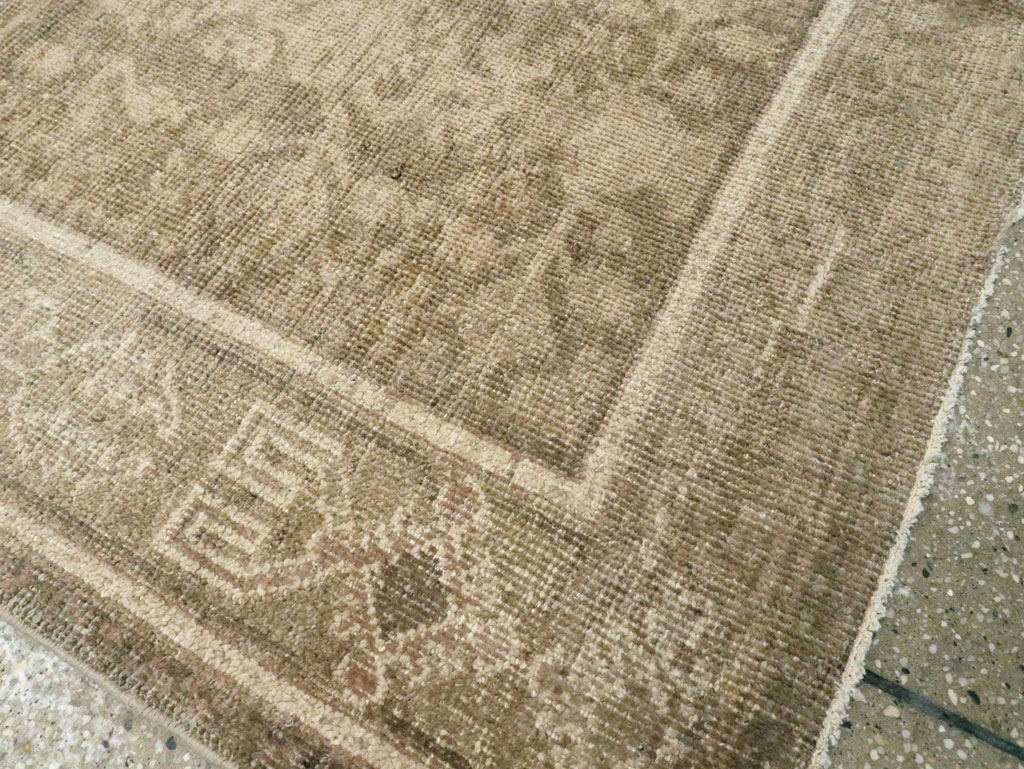 Vintage East Turkestan Khotan Rug, No.16920 - Staging