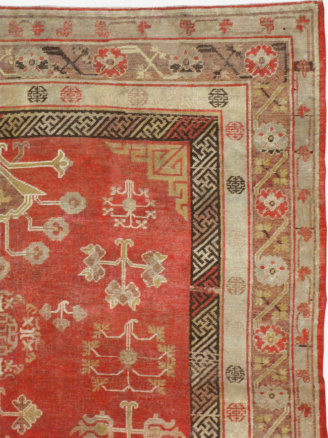 Vintage East Turkestan Khotan Carpet, No.16923 - Staging