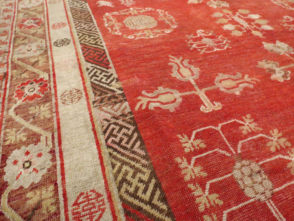 Vintage East Turkestan Khotan Carpet, No.16923 - Staging