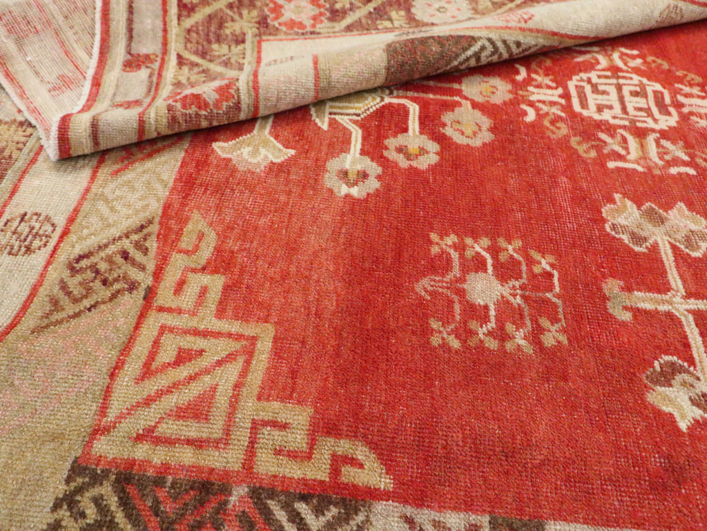 Vintage East Turkestan Khotan Carpet, No.16923 - Staging