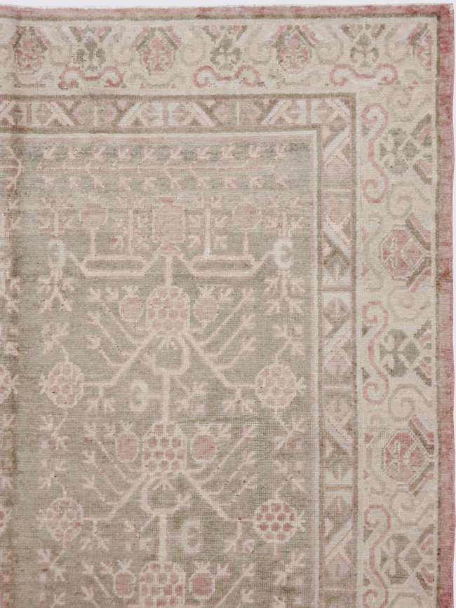 Vintage East Turkestan Khotan Carpet, No.16938 - Staging