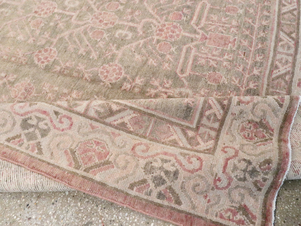 Vintage East Turkestan Khotan Carpet, No.16938 - Staging