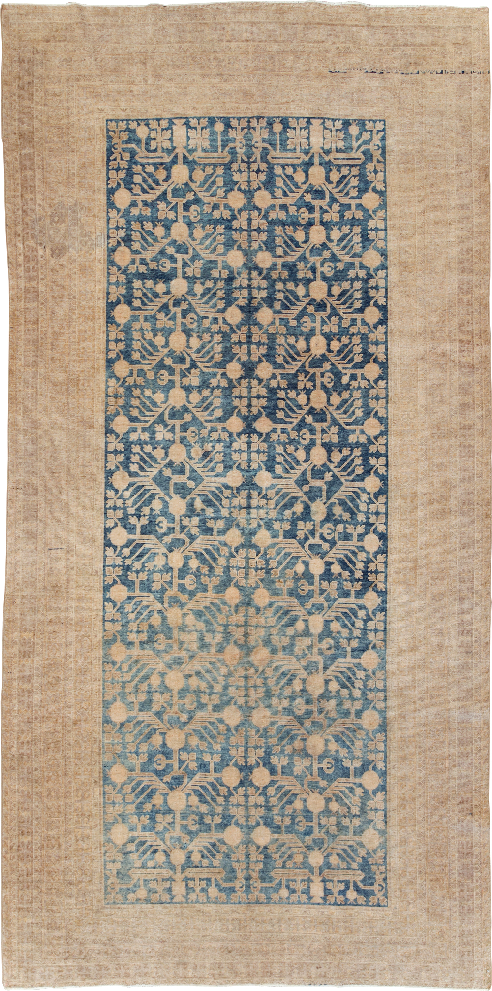 Antique East Turkestan Khotan Carpet, No.17023 - Staging