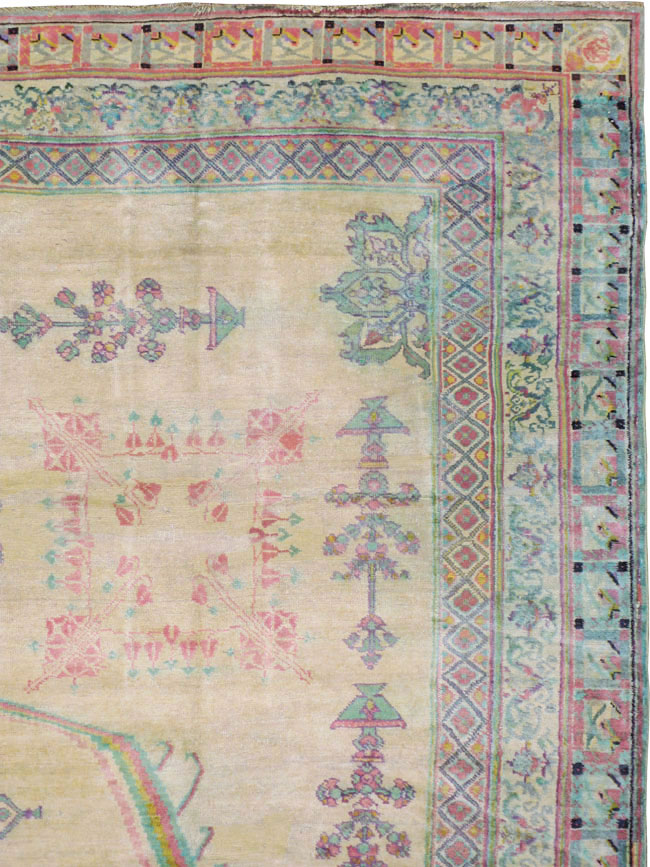 Antique Indian Agra Carpet, No.17052 - Staging