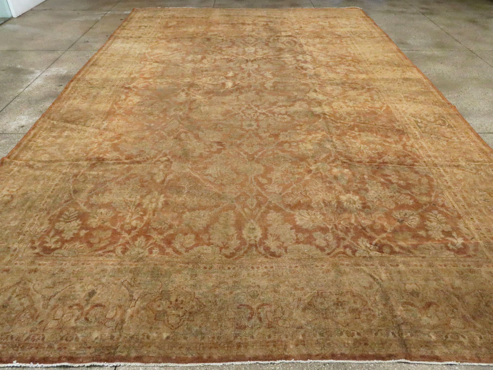 Antique Persian Mahal Carpet, No.17073 - Staging