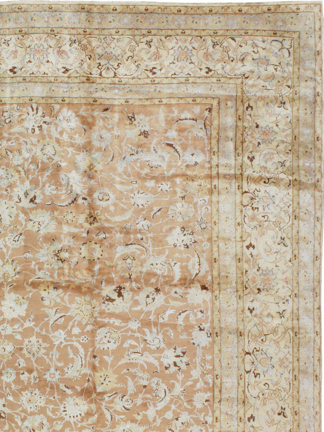 Vintage Persian Nain Carpet, No.17092 - Staging