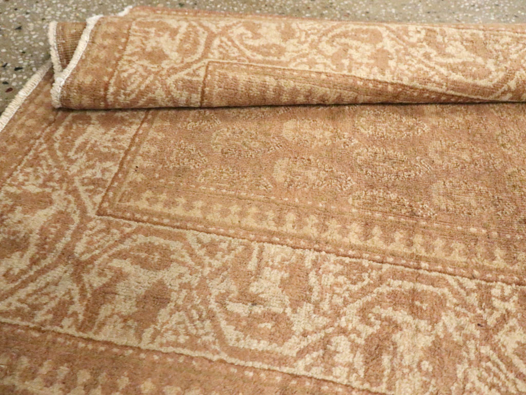Antique Indian Amritsar Runner, No.17101 - Staging