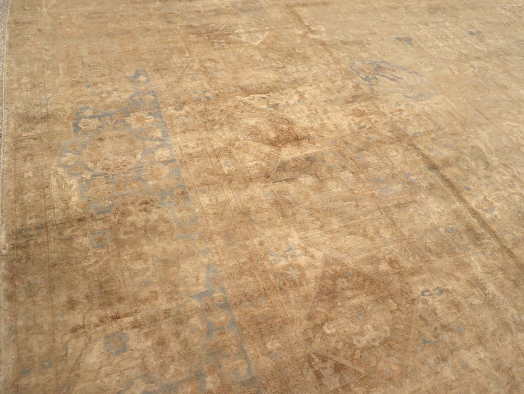 Antique Persian Lavar Kerman Carpet, No.17126 - Staging